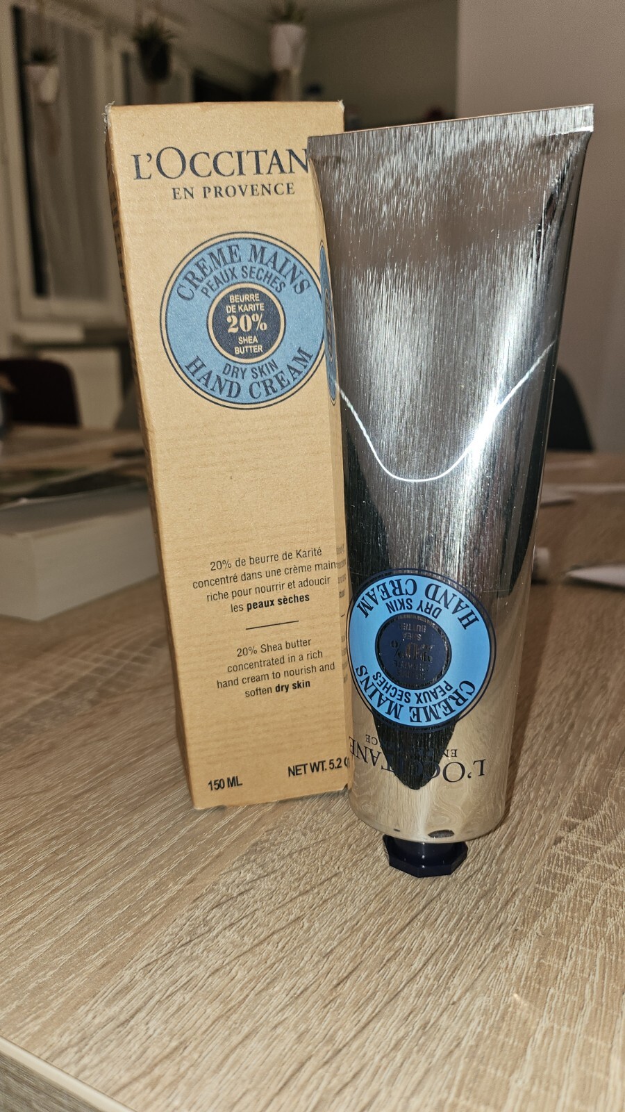 Crème Mains L'Occitane Karité 150ml : votre rituel de douceur quotidien après le jardinage