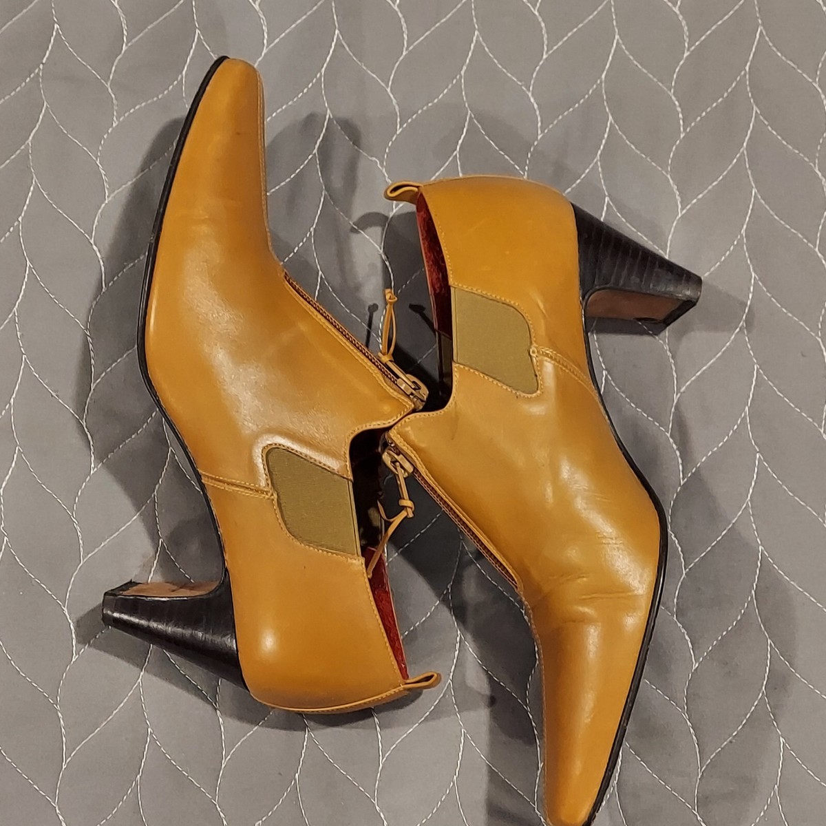 ?DONALD PLINER BROWN ZIP BOOTIE?6M FANFAIR at Donald Pliner main image 2