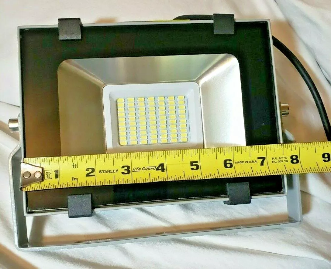 Viugreum series 6 sale floodlight
