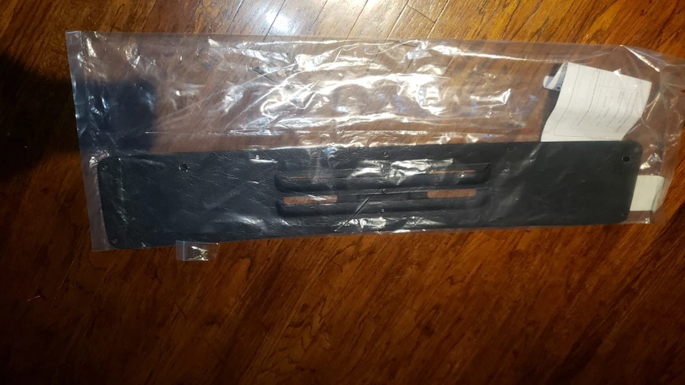 DATSUN/NISSAN 240Z SERIE 1 ESCOTILLA TRASERA ACABADO PANEL SE ADAPTA A 1970-71' NUEVO Foto 3 de 4