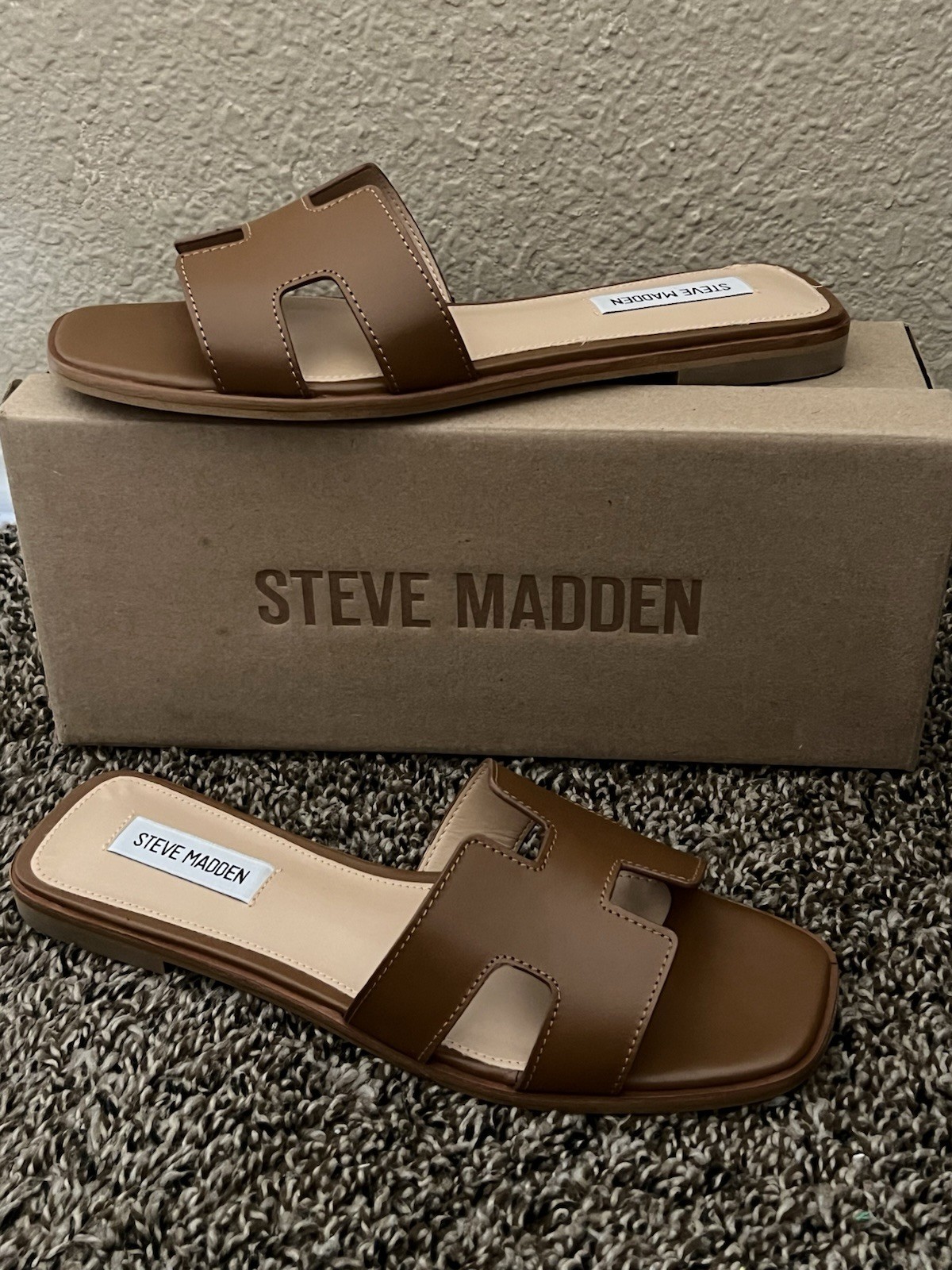 Steve Madden  Hadyn Women Cognac Color Leather Sandals Size- 9M