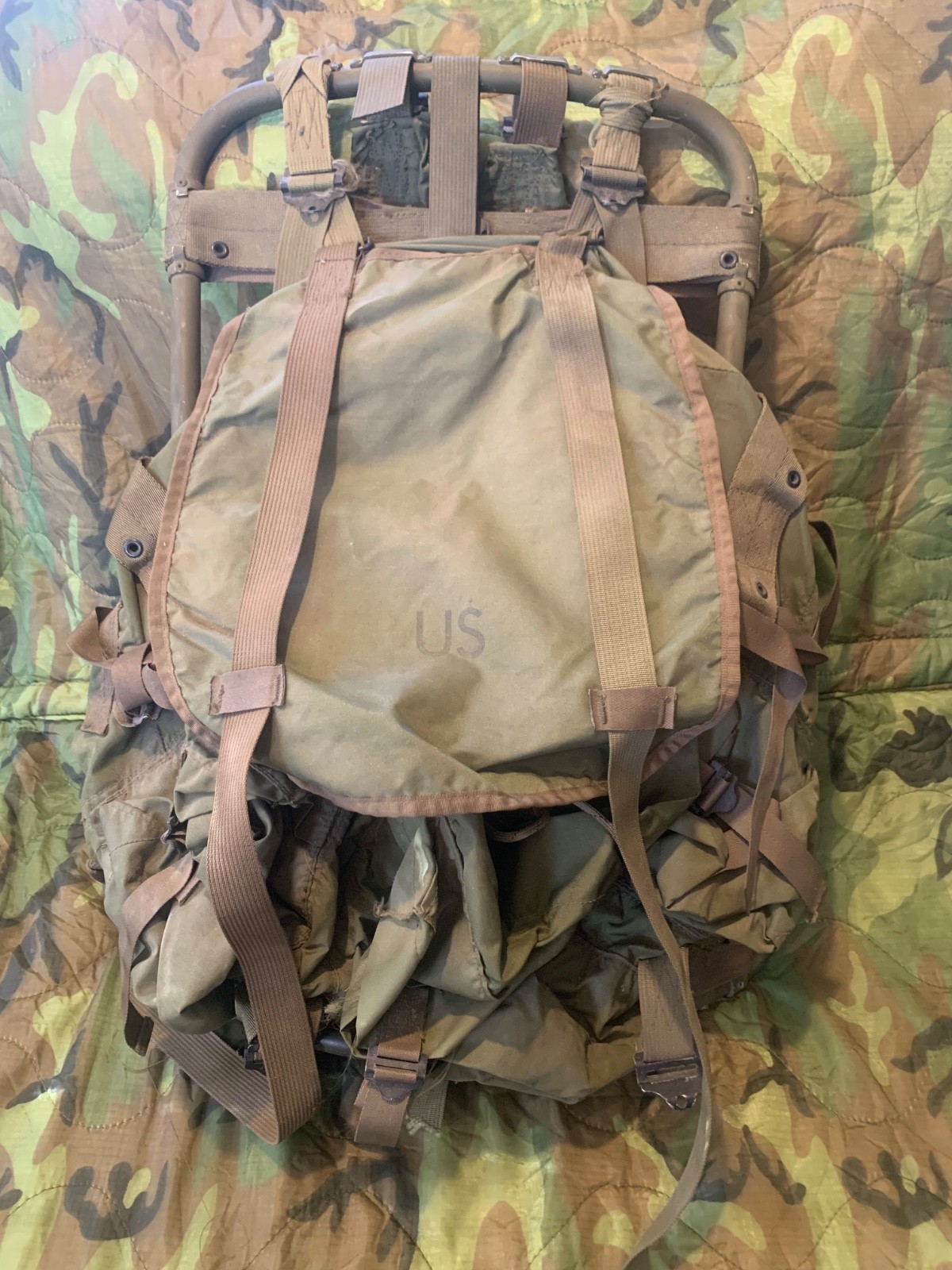 Vietnam P68 Lightweight Rucksack 1968 Dated. Complete 