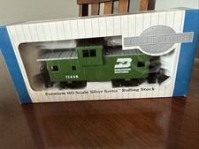 Bachmann Silver HO #17703 36' Wide Vision Caboose Burlington Northern NIB