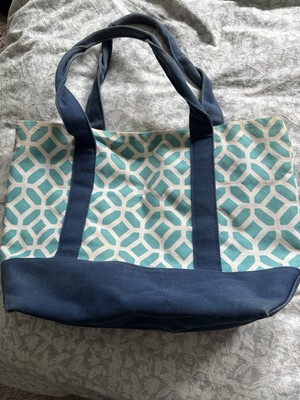 POTTERY BARN CANVAS BEACH BAG/ TURQUOISE AND WHITE  