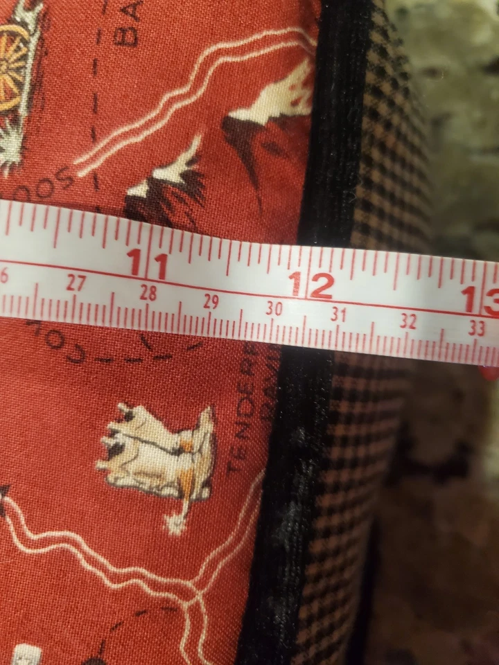 Classique Designs 26"x 12" Western Open Range Map Pillow Black Velvet Borders  - Image 4 of 4