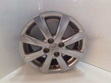 TOYOTA YARIS T4 HYBRID MK3 2011-2020 15" Alloy Wheel OEM Genuine 426110D610