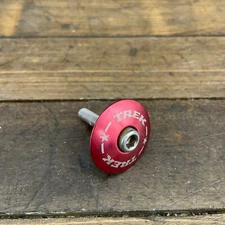 Trek Fork Headset Top Cap Red 90s MTB Bolt 1 1/8 Threadless MTB BMX Rasta