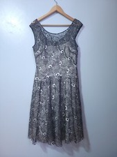 Vera Wang 2016 Embroidered Lace Fit & Flare Dress Sleeveless Size 10 