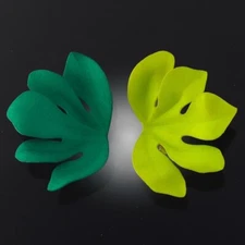 JAR Paris Green Resin & 18KYG Fig Leaf Clip On Earrings