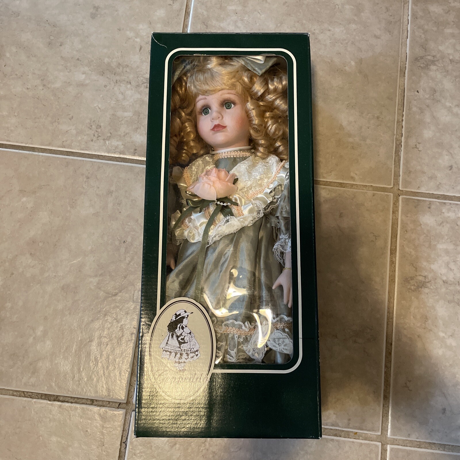 Geppeddo Porcelain Dolls of the World German Doll "Denise" in Original