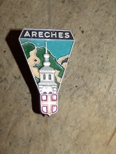 ANCIEN INSIGNE BROCHE  ARECHES CHANTIER DE JEUNESSE  AUGIS LYON