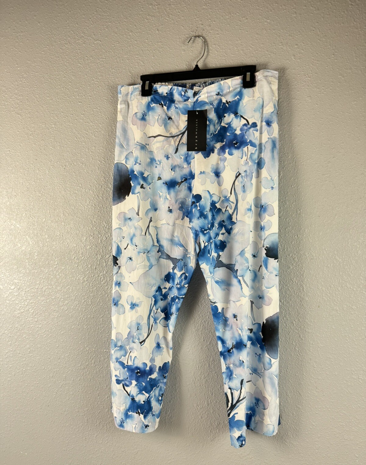 Picture 4 of 6