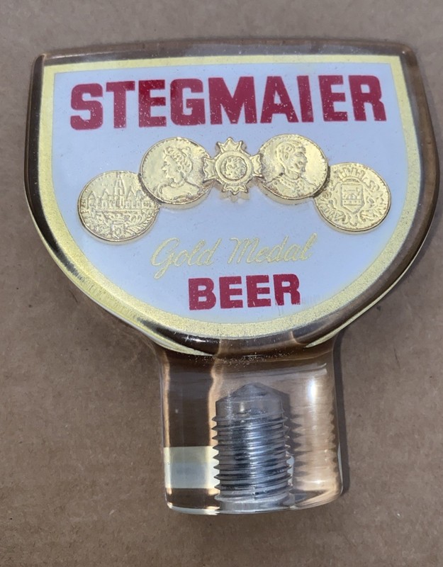 VINTAGE Stegmaier Gold Medal beer tap handle knob Wilkes-Barre Pa Lucite