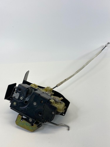 1998-2004 Audi A6 Quattro Front Right Side Door Latch Release Actuator 4B0837350 - Picture 6 of 13