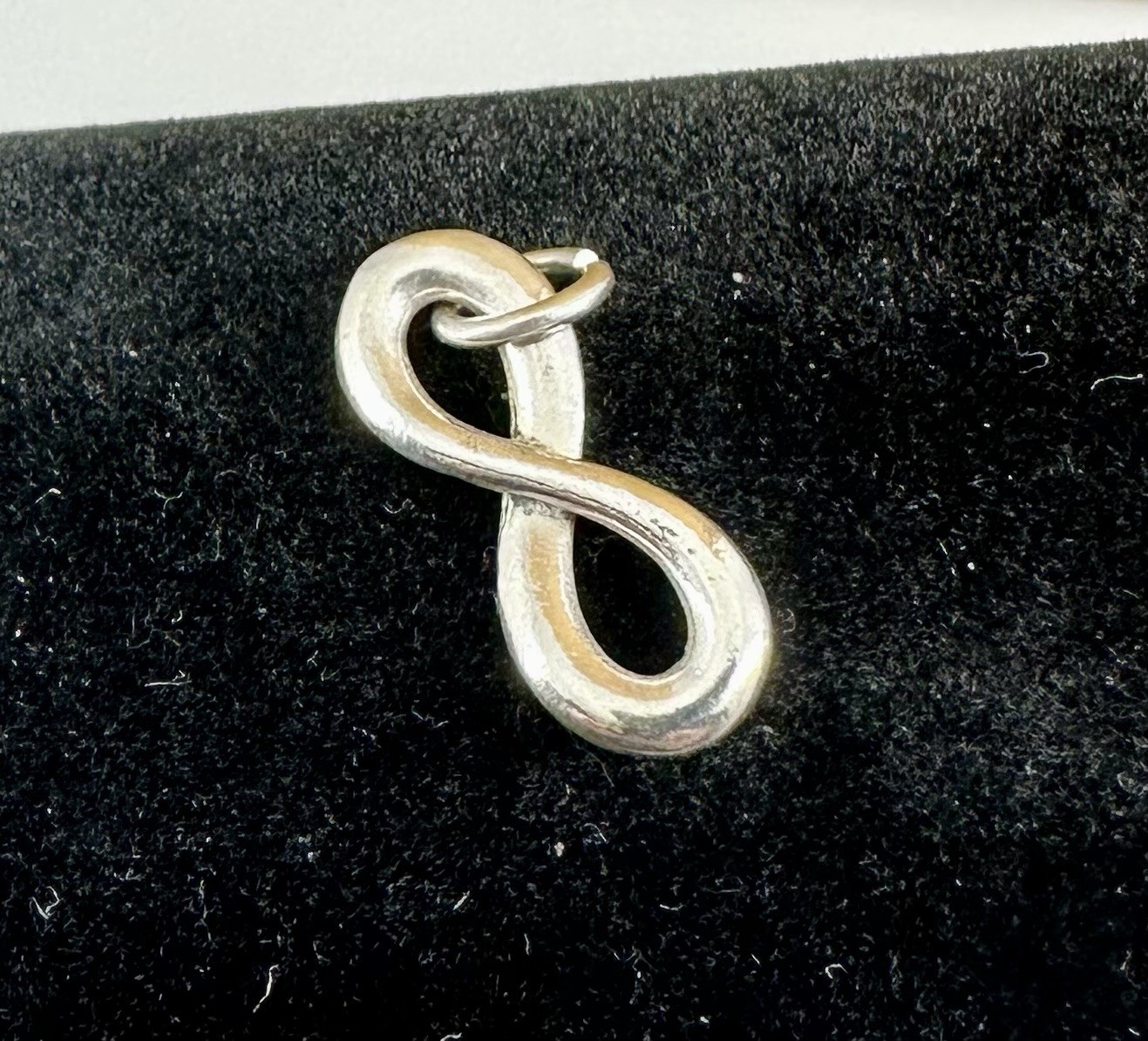 JAMES AVERY Sterling Silver Scroll Infinity ♾️ Lo… - image 1