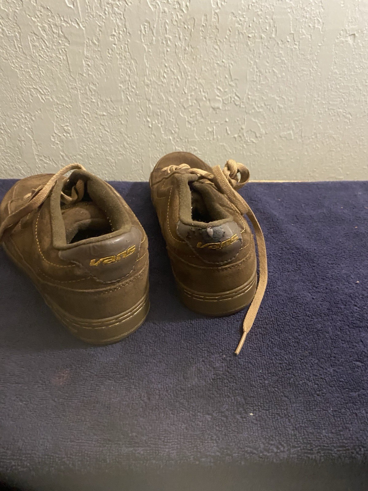 Nice Vons Shoes Brown - image 5