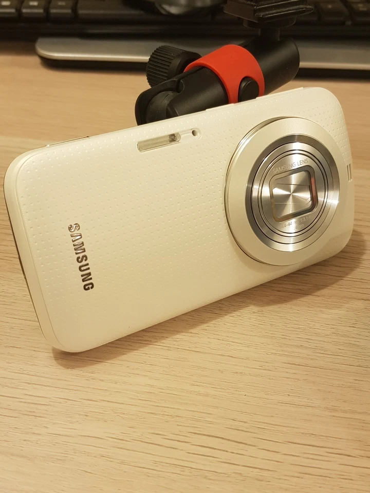 Samsung Galaxy K zoom - 8 GB - Blanco (Desbloqueado) Foto 4 de 4