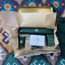 Vintage ALITALIA Toiletry Kit Tin Collectible Douglas DC-4 Airplane 1950-1954