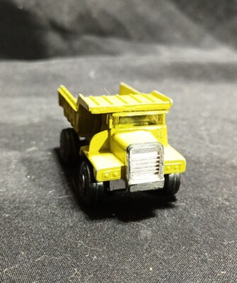 トイガン YoMy ZYLMEX ZEE TOYS P310 OLIVE GREEN CAT DUMP TRUCK 1/64 HONG