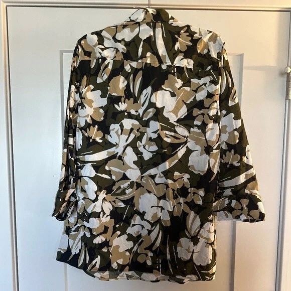 Blusa Chicos Talla 3 Usada en Excelente Condición Para Mujer Camuflaje Manga 3/4 Algodón/Spandex Foto 4 de 4