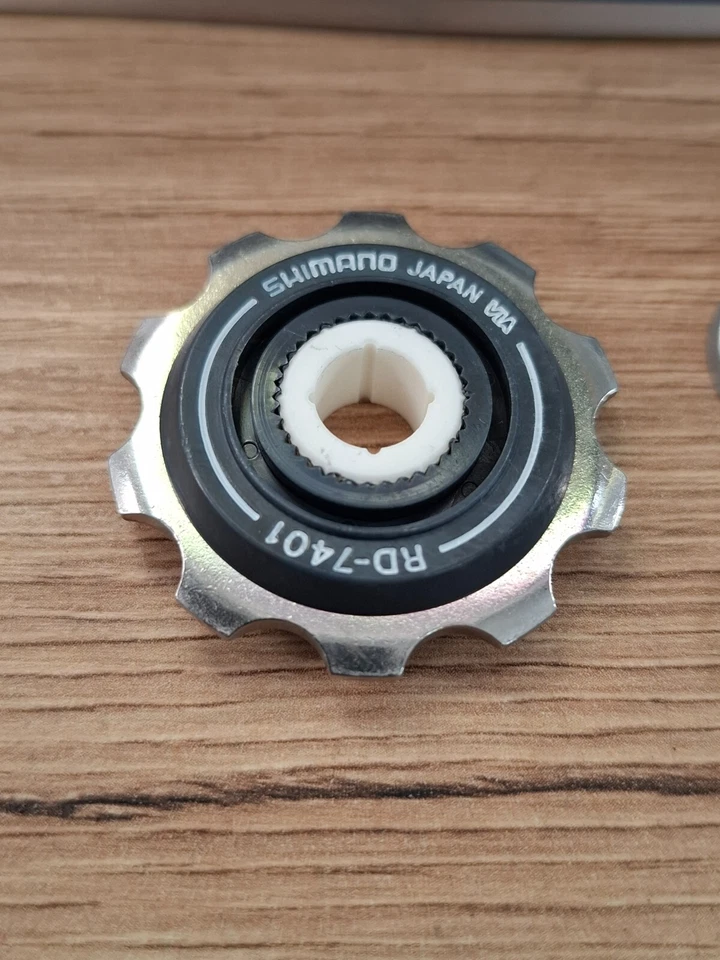 Piezas de bicicleta retro NUEVO EN CAJA NOS Shimano Dura Ace unidad de polea guía para FD-7401 Foto 3 de 4