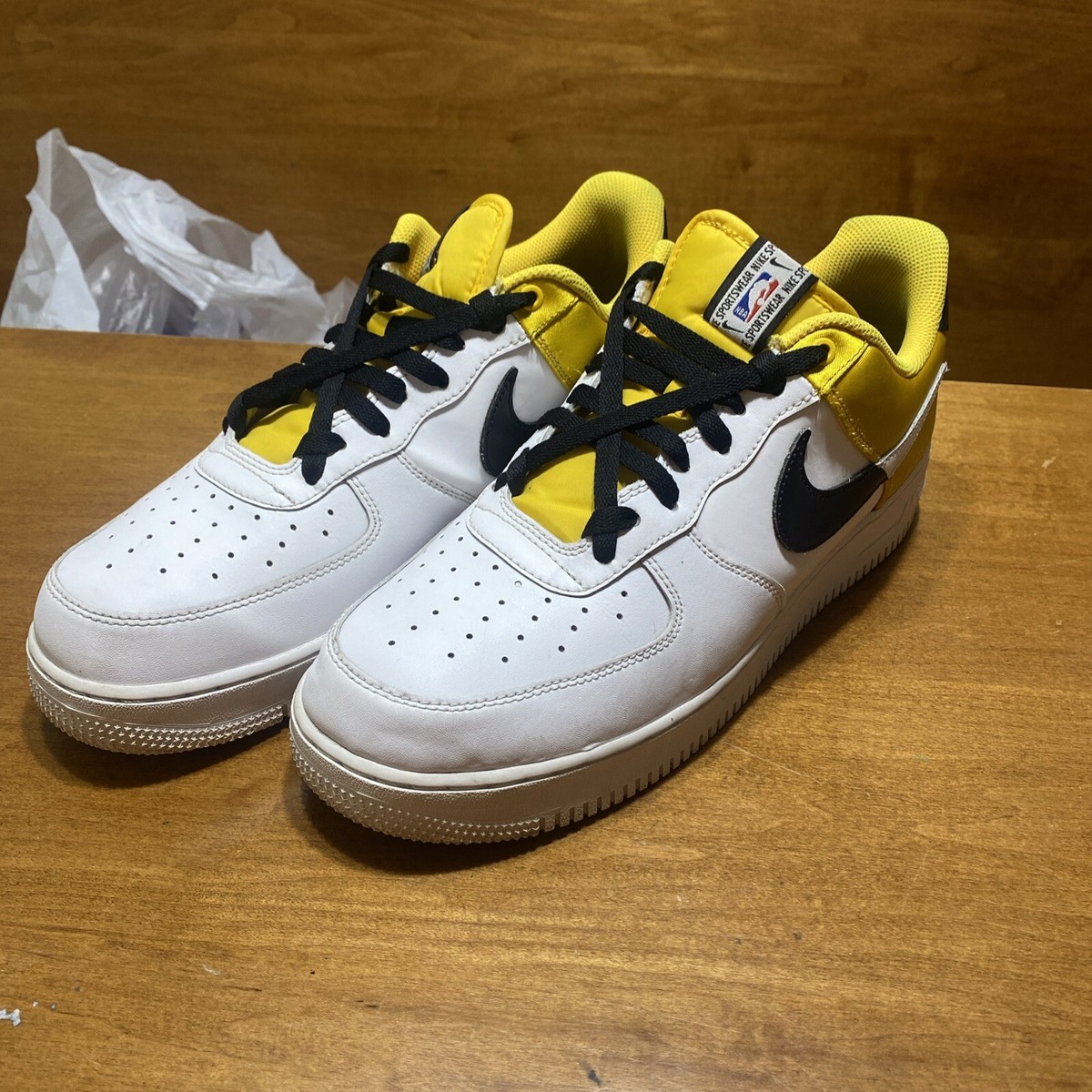Size Nike NBA x Air Force '07 LV8 Amarillo