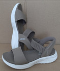 Skechers Women's Skechers Bobs Gala - in High Demand Size 7 Brown . — photo 5