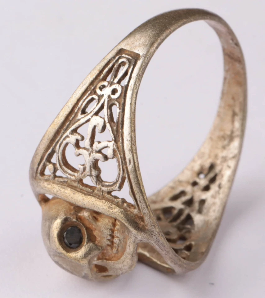 Antique amulet protecting against death Skull ring signet Memento mori type art - Image 4 of 4