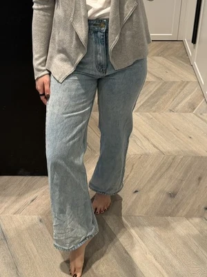 DISSH Blue Light Wash Straight Leg Denim Jeans AU 10 EUC - image 1 of 4