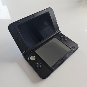 Nintendo 3DS LL XL Charizard Edition Console with Charger/Stylus - US Seller