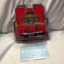 Greenlight HD Trucks Series 12 1:64 International DuraStar BFGoodrich Flatbed