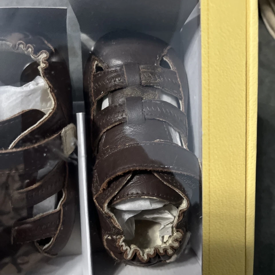 NEW ROBEEZ BOYS BROWN COLORBLOCK LEATHER SANDALS SZ 12-18 months - Image 3 of 4