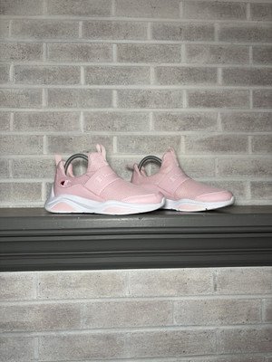 Champion Legend Low Pink Pull On J640-1121 Women Size