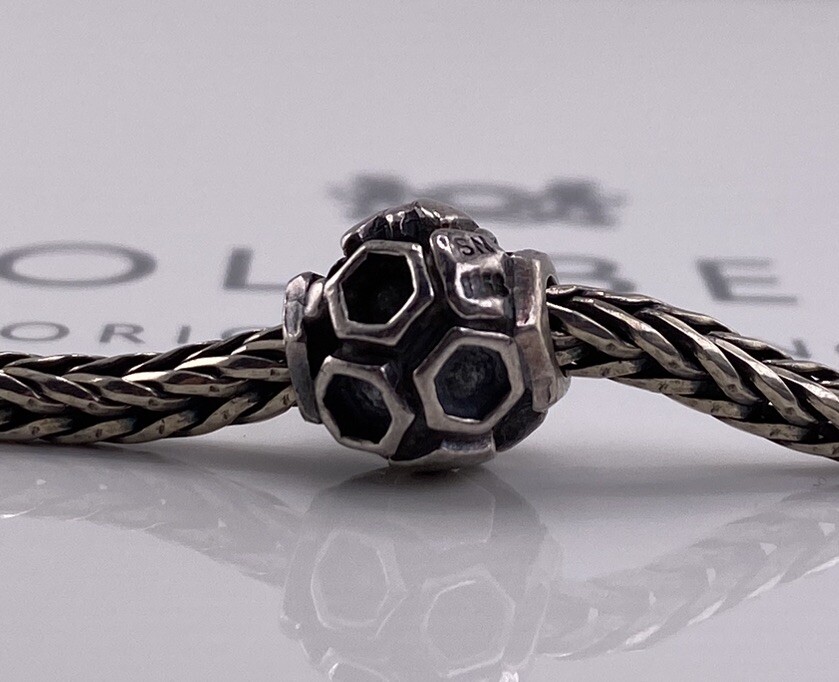 trollbeads 蜂2匹　アンバー trollbeads 蜂2匹 アンバー