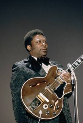 BB King sings ''The Thrill is Gone'' 1973 Singer Band Music Old Photo