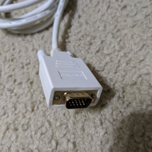 Monoprice DisplayPort to VGA Cable 6 Ft White 28AWG Gold Plated P/N 6020 - Picture 7 of 10