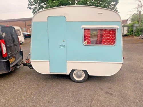 VINTAGE CARAVAN BLUEBIRD EUROCAMPER 3 BERTH 1968 VERY RARE CARAVAN - Picture 1 of 17