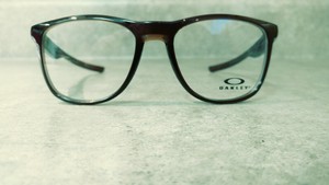 oakley sunglasses brown frame