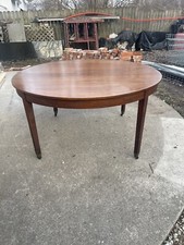 Beautiful Midcentury Round 5ft Table With Inl...
