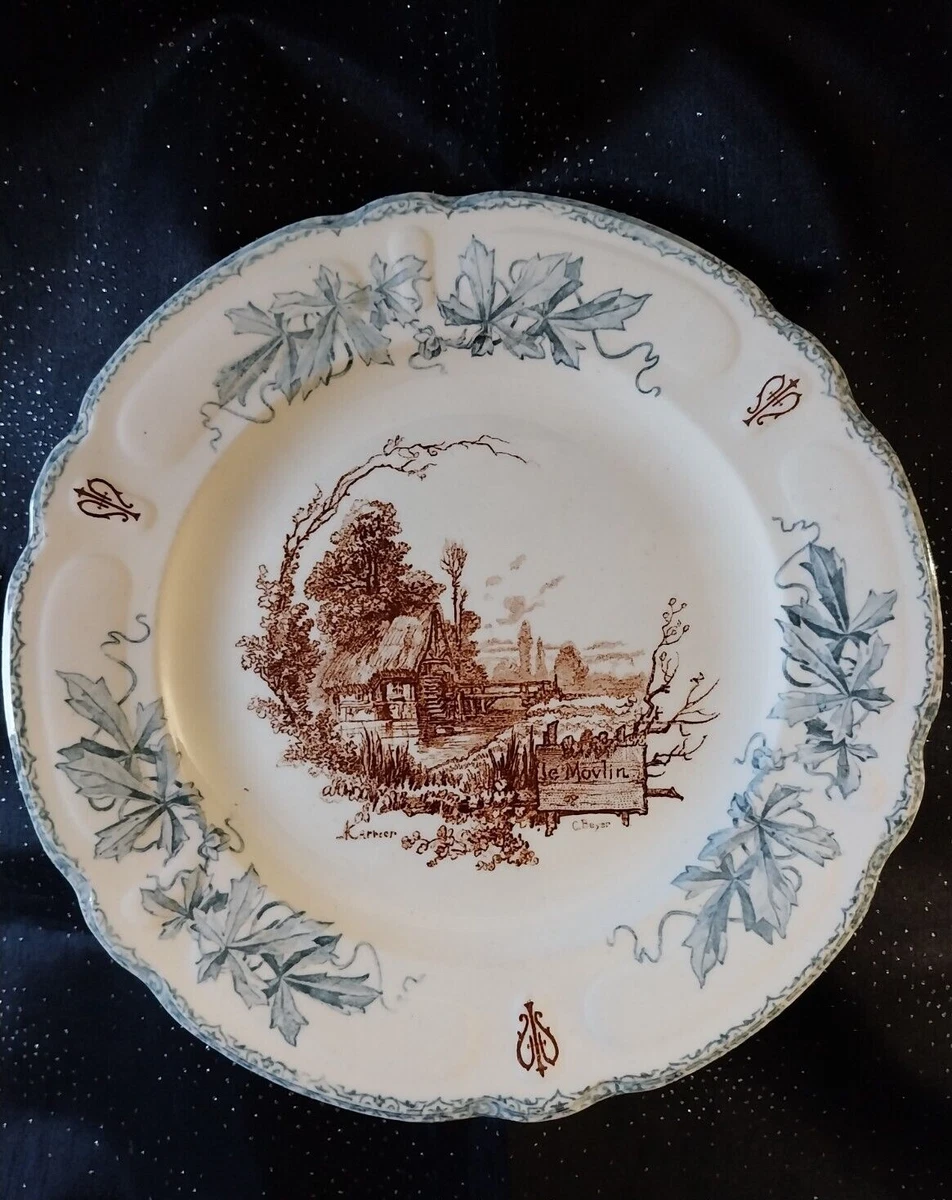 Lot De 2 Assiettes Anciennes Choisy Le Roi - Barbotine Bleue Motif Raisin - Porcelaine HB Cie