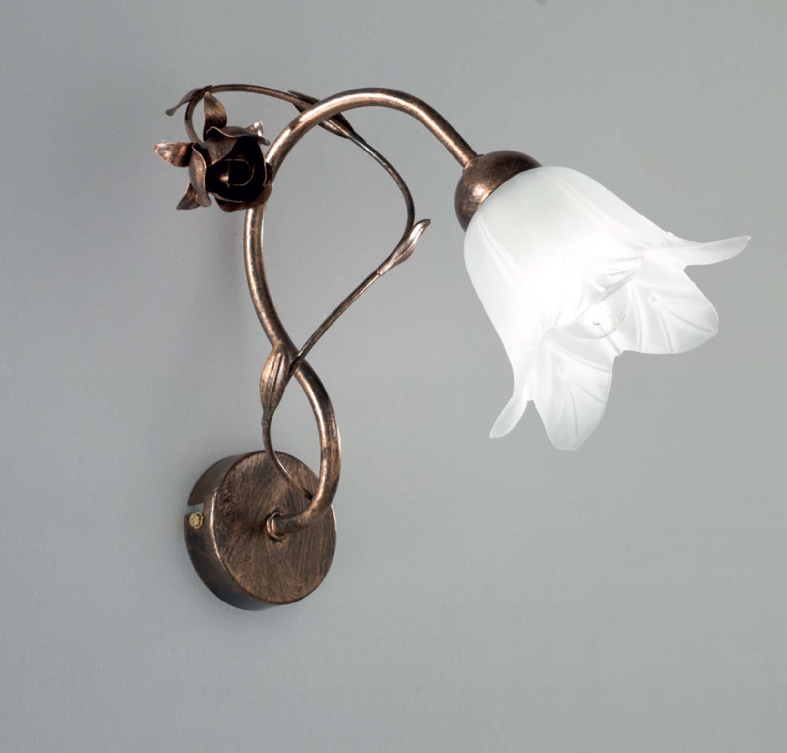 Applique classico in ferro battuto ruggine vetro bianco a 1 luce DP269