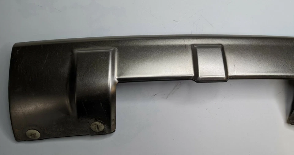 AUDI ALLROAD C5 2001-2005 - Protector de parachoques trasero / placa de deslizamiento 4Z7807835B Foto 3 de 4