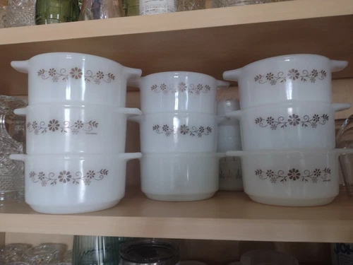 (9) Vintage~~DYNAWARE PRY-O-REY~~ White Milk Glass Brown Daisy SOUP BOWLS