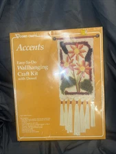 Vintage Daisy Vogart Crafts Wall Hanging Craft Kit 