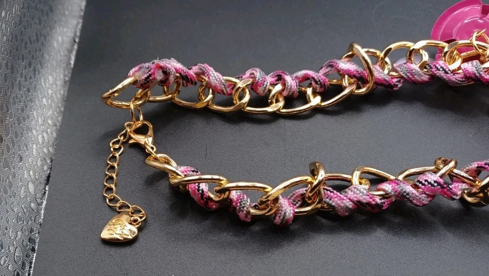 Nuevo Collar Betsey Johnson Cuentas de Plástico Metal Rosa Flor Distintivo Foto 4 de 4