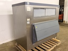 Follett SG1325S-60 Ice Storage Bin Stainless Steel Commercial 1325lb Capacity