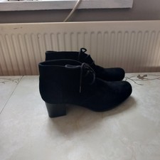 Women's Clarks Unstructured Suede Ankle Boots Shoes UK Size 6 EU 39.5