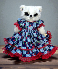 Vtg Chandler Classics Bear "Dozee 31" 2005 Cherry Dress America Bear