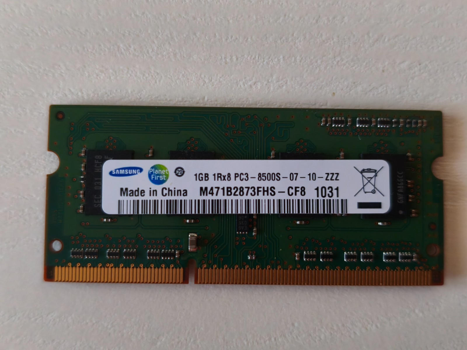 Samsung 1GB DDR3 1066MHz PC3-8500S SO-DIMM RAM Notebook