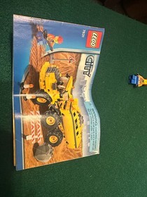 Lego City Lot: 4644, 7733, 7732,7631 - Marina, Trucks, Plane - All pieces & figs